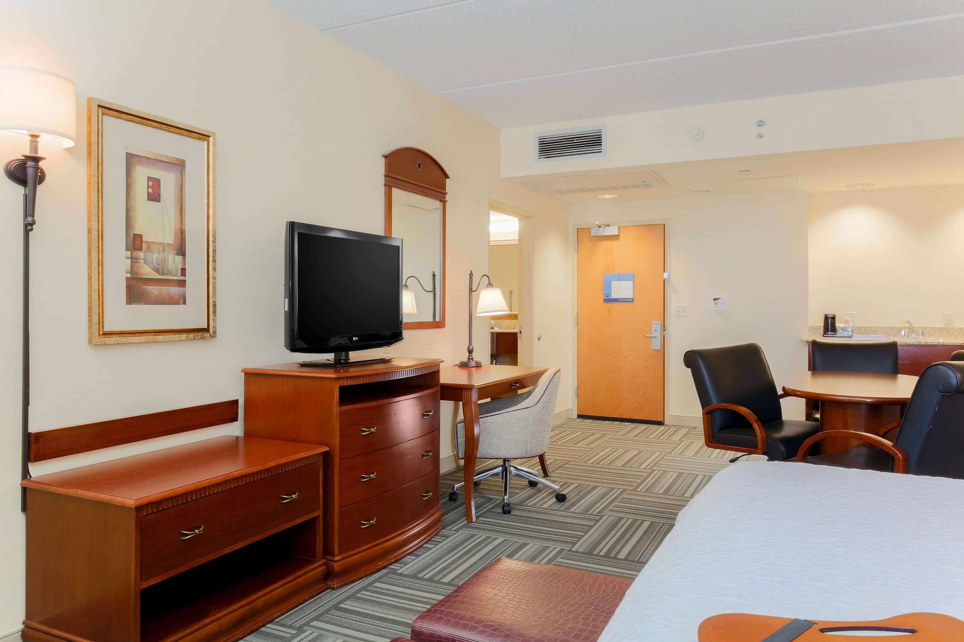 Hampton Inn Nanuet Exterior photo