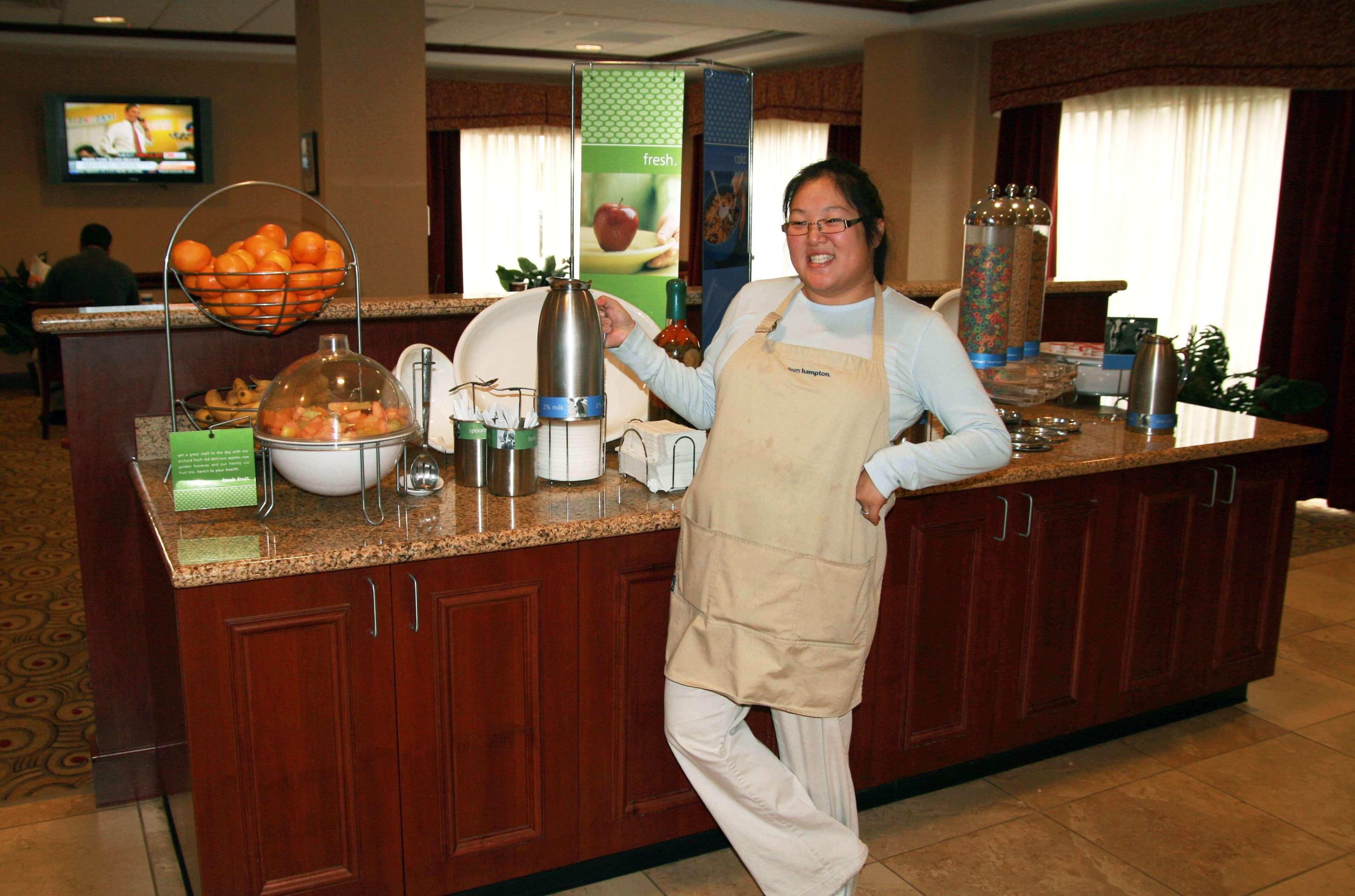Hampton Inn Nanuet Restaurant photo