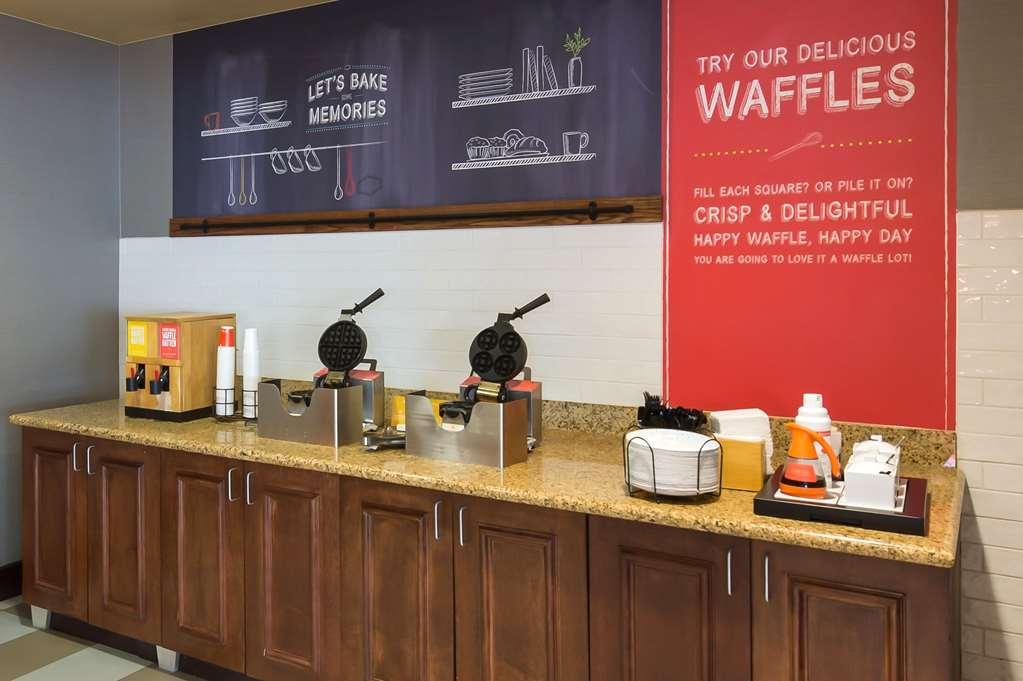 Hampton Inn Nanuet Restaurant photo