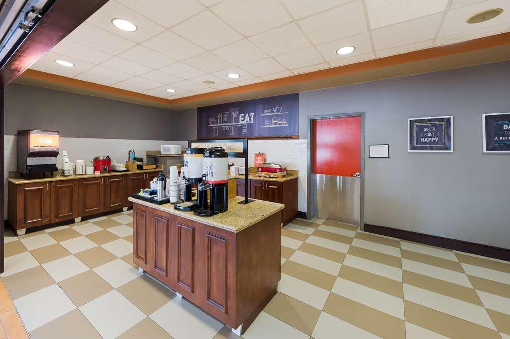 Hampton Inn Nanuet Restaurant photo